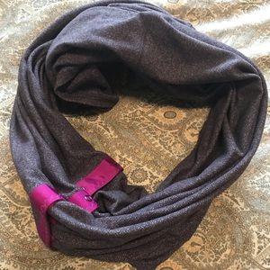Lululemon Vinyasa scarf